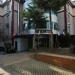 Gardan *