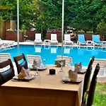 Ξενοδοχείο Gardan *