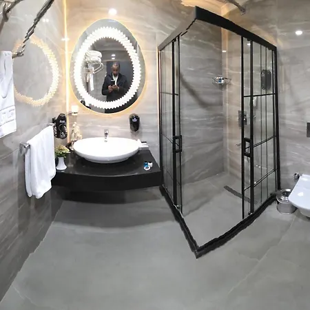 Gardan * Κωνσταντινούπολη